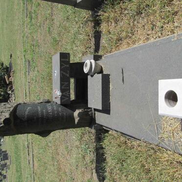 ZYL Gert Johannes, van 1912-1964 &amp; Joyce 1914-1994