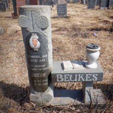 BEUKES Gideon 1942-1996