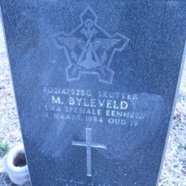 BYLEVELD M. -1984