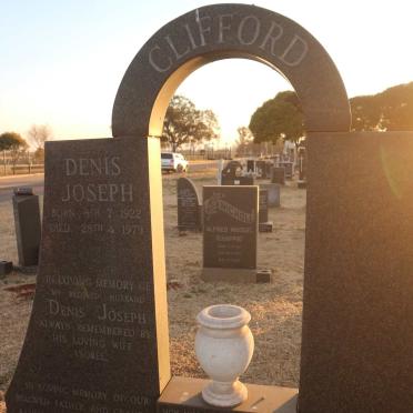 CLIFFORD Denis Joseph 1922-1979