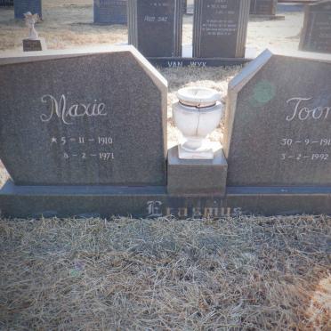 ERASMUS Maxie 1910-1971 &amp; Toon 1913-1992