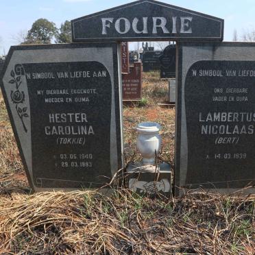 FOURIE Lambertus Nicolaas 1939- &amp; Hester Carolina 1940-1993
