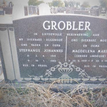 GROBLER Stephanus Johannes 1919-1982 &amp; Magdelena Maria LINDEQUE 1918-1988