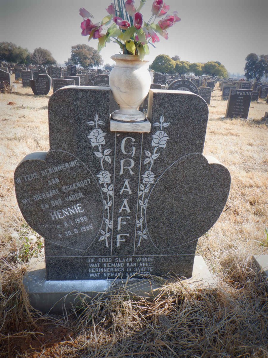 GRAAFF Hennie 1939-1985