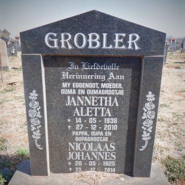 GROBLER Nicolaas Johannes 1925-2014 &amp; Jannetha Aletta 1936-2010