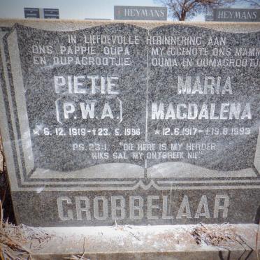 GROBBELAAR P.W.A. 1918-1996 &amp; Maria Magdalena 1917-1993
