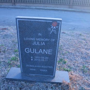 GULANE Julia 1951-2010