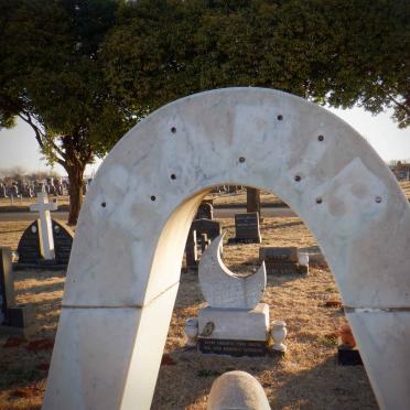 HABIB Mike 1914-1985 &amp; Joyce Reinette -2001