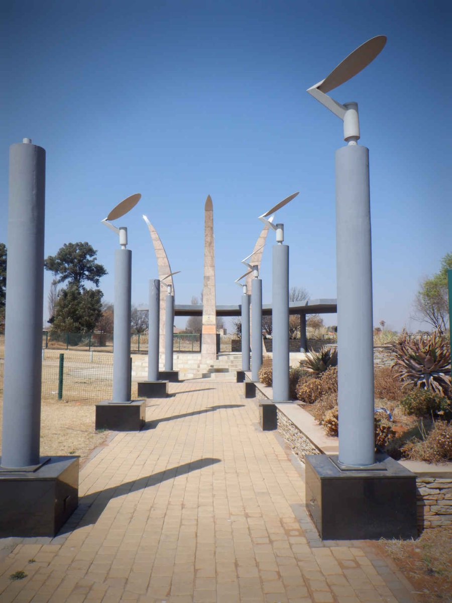 2. Memorial colonnade