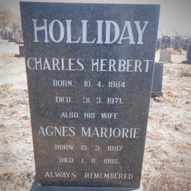 HOLLIDAY Charles Herbert 1884-1971 &amp; Agnes Marjorie 1897-1985