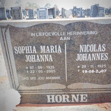 HORNE Nicolas Johannes 1925-2007 &amp; Sophia Maria Johanna 1926-2005