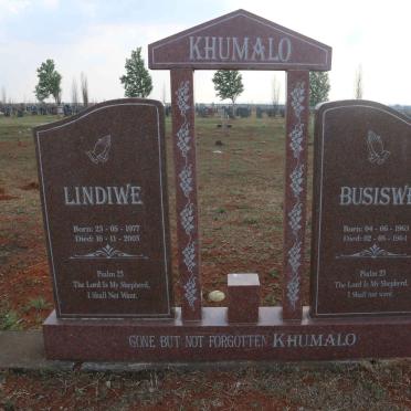 KHUMALO Lindiwe 1977-2003 :: KHUMALO Busiswe 1963-1964