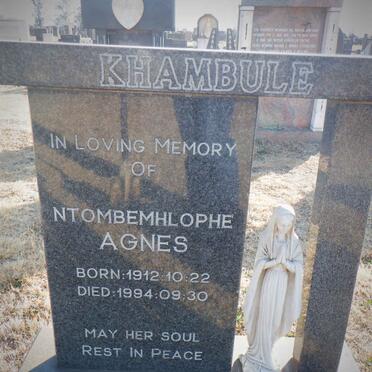 KHAMBULE Ntombemhlophe Agnes 1912-1994