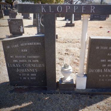 KLOPPER Lukas Cornelius Johannes 1909-1972 &amp; Jacoba Magdalena 1914-1997