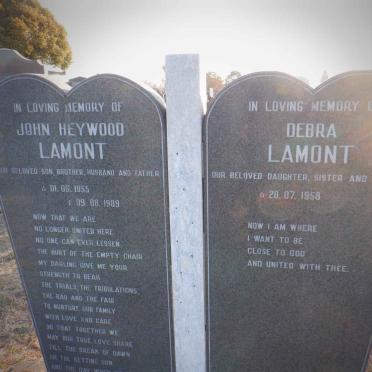 LAMONT John Heywood 1955-1989 &amp; Debra 1958-