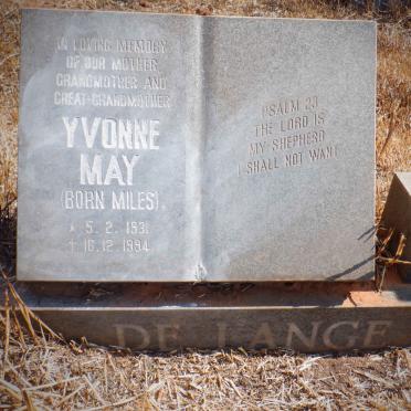LANGE Yvonne May, de nee MILES 1931-1994