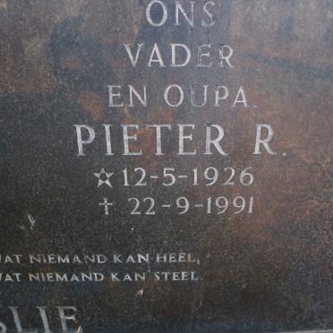 LESLIE Pieter R. 1926-1991 &amp; Maria M. 1926-1988