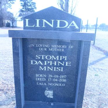 LINDA Stompi Daphne Mnisi 1957-2016