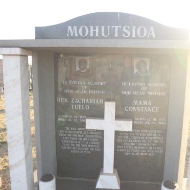 MOHUTSIOA Zachariah Tuelo 1923-2003 &amp; Mama Constance 1925-2002