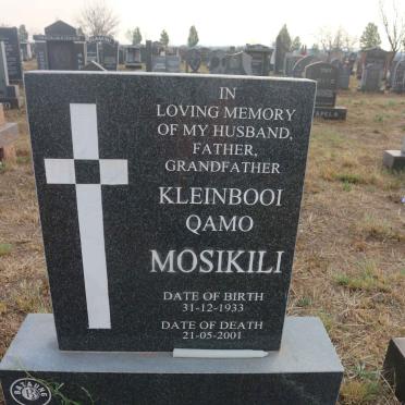 MOSIKILI Kleinbooi Qamo 1933-2001 
