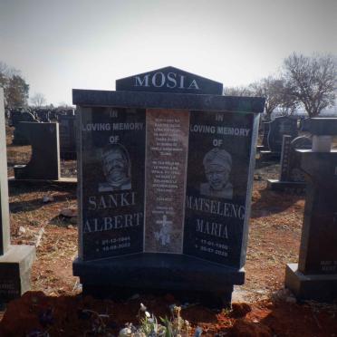 MOSIA Sanki Albert 1944-2002 &amp; Matseleng Maria 1950-2020