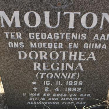 MOUTON Dorothea Regina 1896-1982