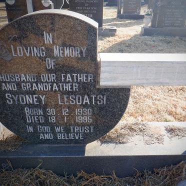 MOLETE Sydney Lesoatsi 1930-1995