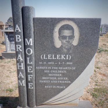 MOLEFE Abraham 1970-2010