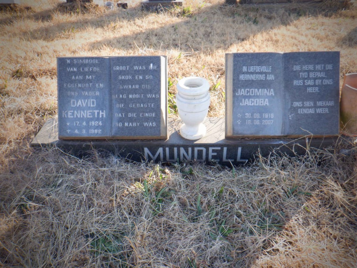 MUNDELL David Kenneth 1924-1982 &amp; Jacomina Jacoba 1918-2007