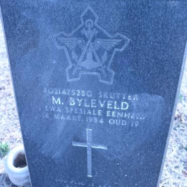 BYLEVELD M. -1984