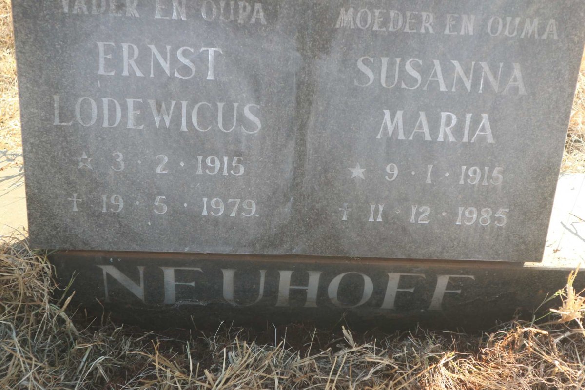 NEUHOFF Ernst Lodewicus 1915-1979 & Susanna Maria 1915-1985