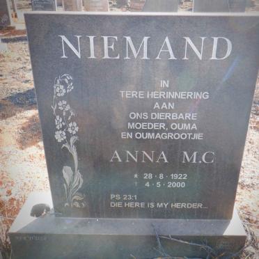 NIEMAND Anna M.C. 1922-2000