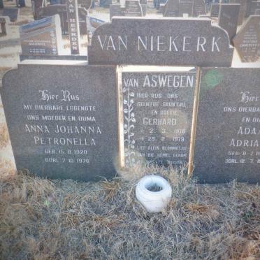 NIEKERK Adam Adriaan, van 1916-1980 &amp; Anna Johanna Petronella 1920-1976 :: VAN ASWEGEN Gerhard 1978-1979
