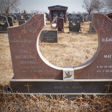 NOBREGA Mateus, de 1914-1997 &amp; Lena Marthafina Johanna 1923-1995