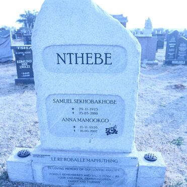 NTHEBE Samuel Sekhobakhobe 1923-2000 &amp; Anna Mamookgo 1926-2007