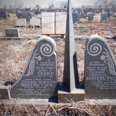 OOSTHUYSEN Frederik Lodewicus 1919-1999 &amp; Catharina Magdalena 1931-1994 :: TROMP Alida S. 1911-1983