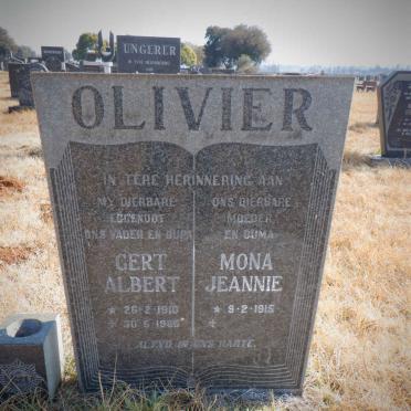 OLIVIER Gert Albert 1910-1986 &amp; Mona Jeannie 1915-