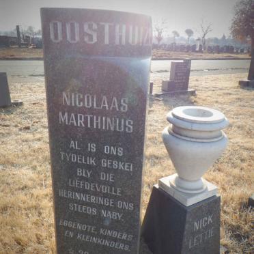 OOSTHUIZEN Nicolaas Marthinus 1905-1970 &amp; Aletta Johanna 1912-1998