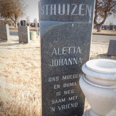 OOSTHUIZEN Nicolaas Marthinus 1905-1970 &amp; Aletta Johanna 1912-1998