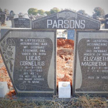 PARSONS Lucas Cornelius 1918-1982 &amp; Elizabetha Magrietha M. 1917-1988