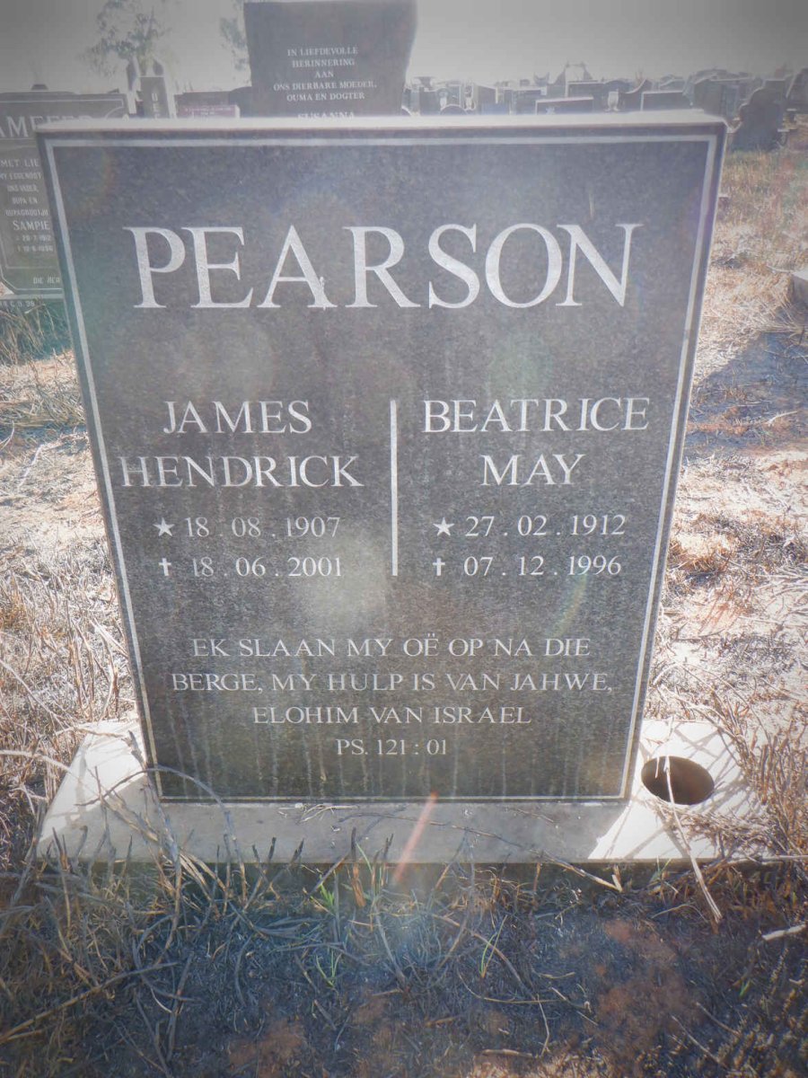 PEARSON James Hendrick 1907-2001 &amp; Beatrice May 1912-1996