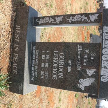RAMOOKHO Gordon Lekoekoe 1972-2011