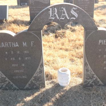 RAS Pieter J. 1912-1992 &amp; Martha M.F. 1911-1977