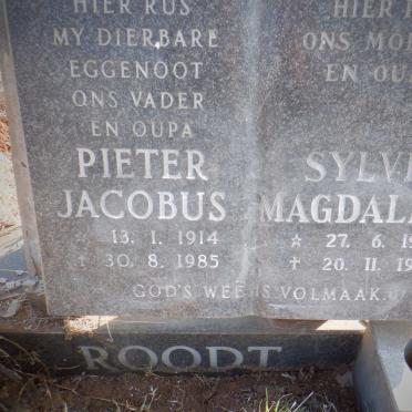 ROODT Pieter Jacobus 1914-1985 &amp; Sylvia Magdalene 1914-1993