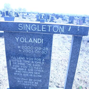 SINGLETON Yolandi 2000-2001