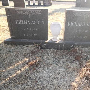 SMITH Richard Henry 1917-1978 &amp; Thelma Agnes 1912-1977