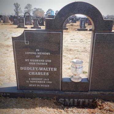 SMITH Dudley-Walter Charles 1915-1996