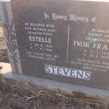 STEVENS Ivor Francis 1923-2005 &amp; Estelle 1926-1984