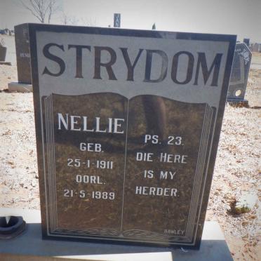 STRYDOM Nellie 1911-1989