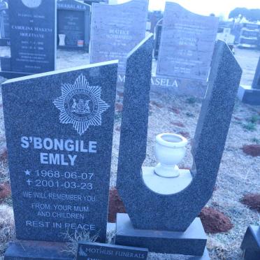 THUSINI S'bongile Emily 1968-2001